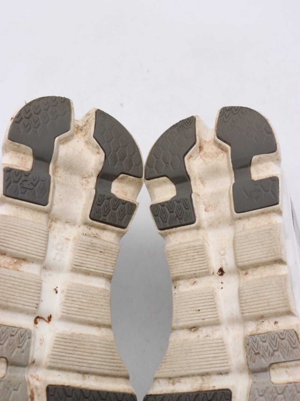 On Cloud Cloud Runner 2 Women's Size 8 Gray White Lace Up Athletic Sneakers - Picture 10 of 14